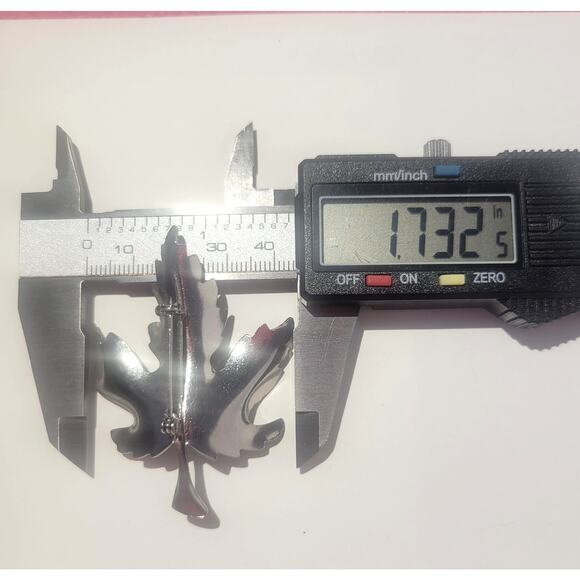 Vintage Silver Tone & Blue Leaf Brooch Pin, Unbranded Nature-Inspired Jewelry - Picture 7 of 8